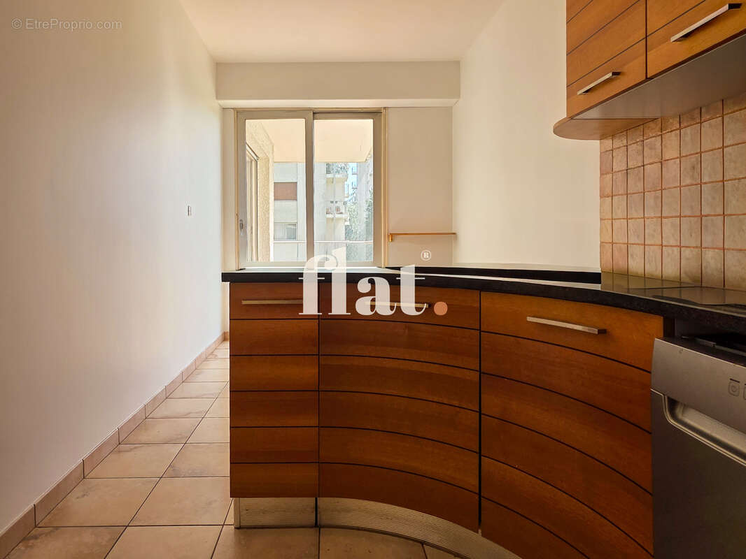 Appartement à SAINT-SEBASTIEN-SUR-LOIRE