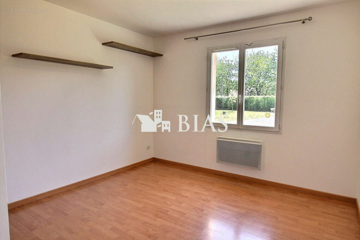 Maison 165 m² à Brionne  - photo 8