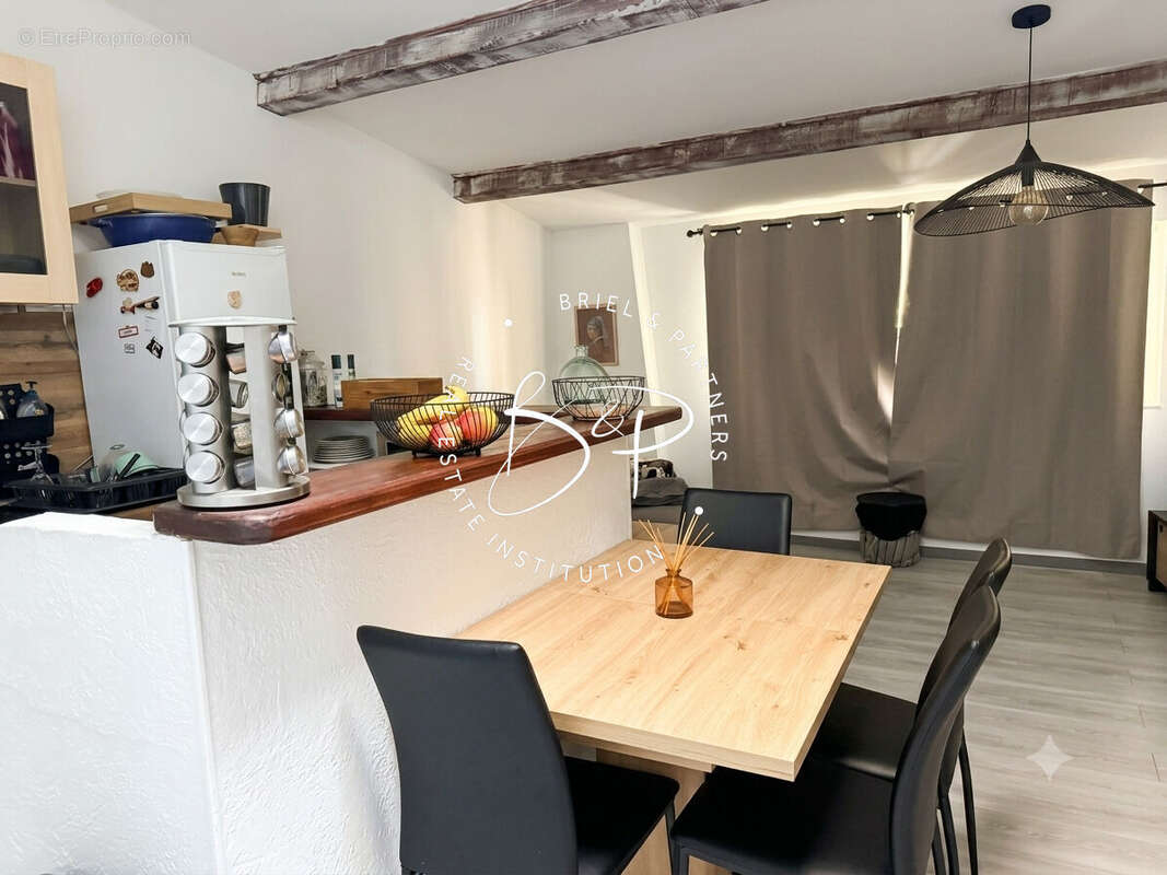 Appartement à LORGUES