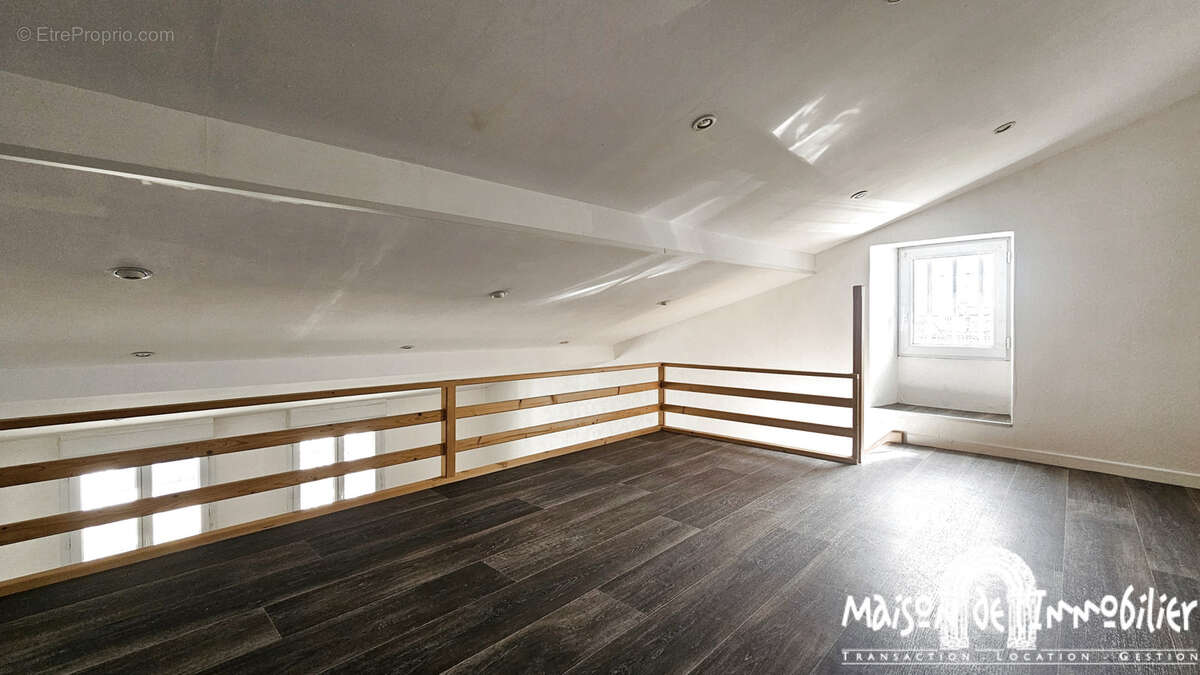 Appartement à COGNAC