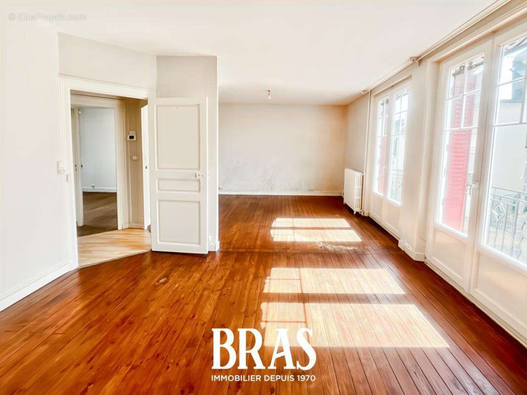 Appartement à LE POULIGUEN