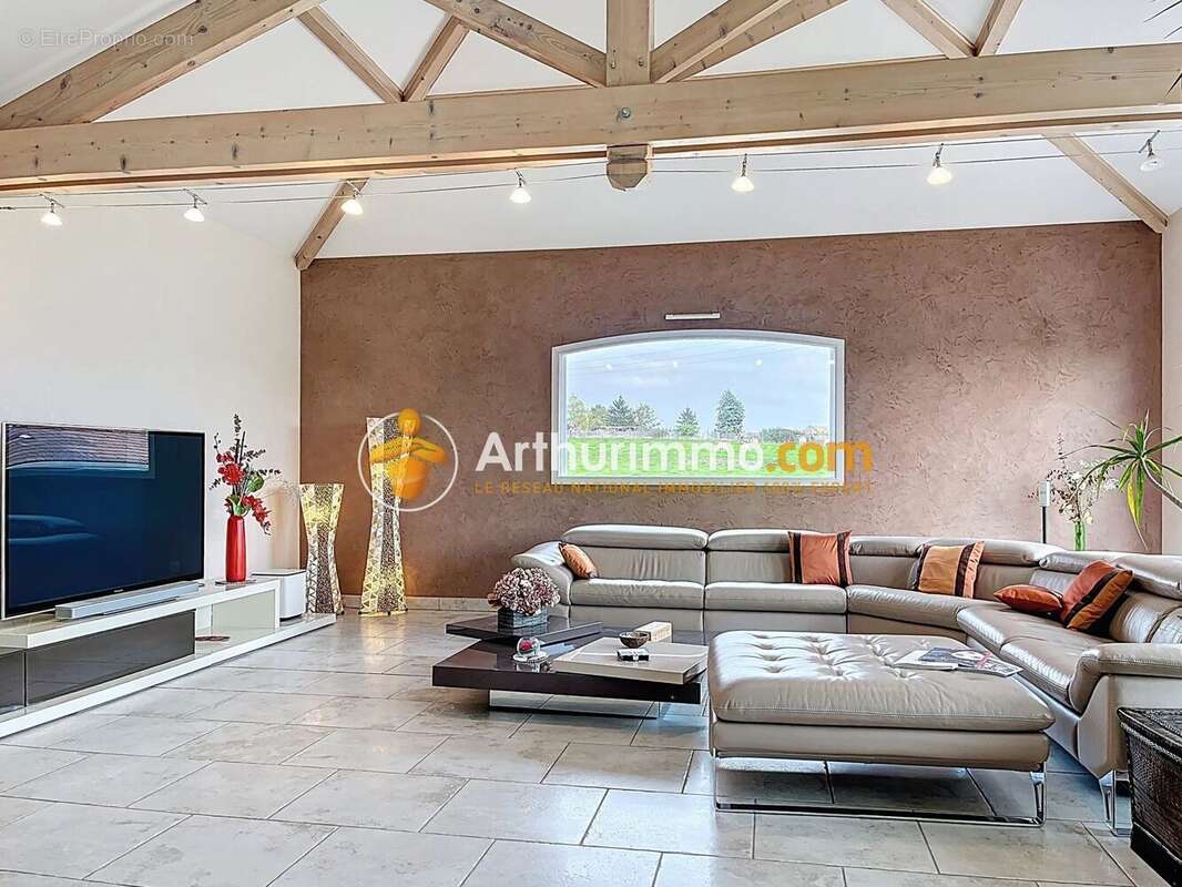 Maison à BOURGOIN-JALLIEU