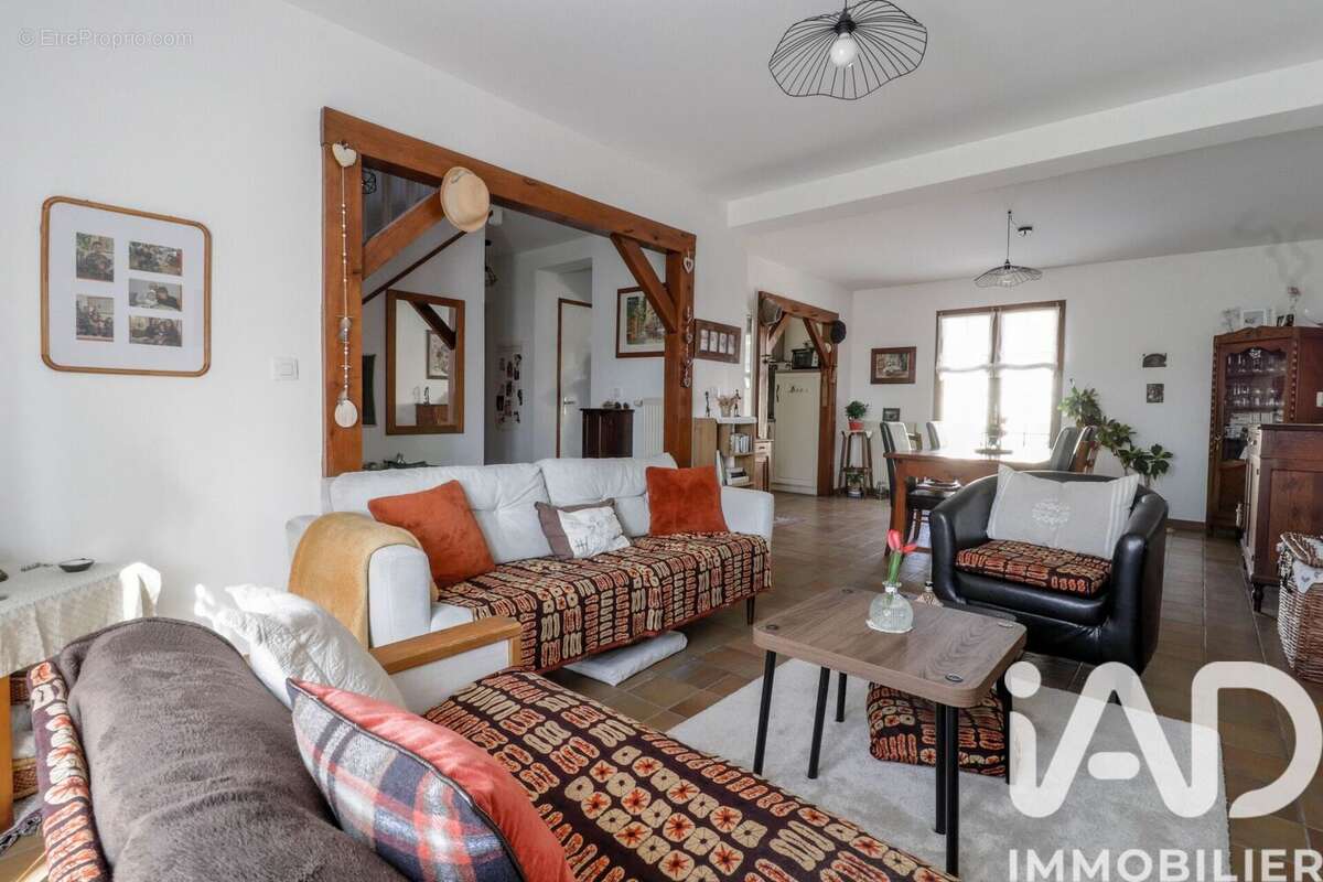 Photo 3 - Maison à SAULX-LES-CHARTREUX