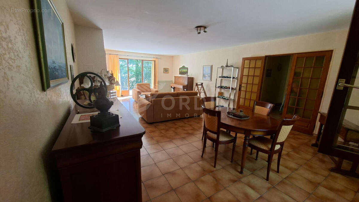 Bien rare ! Maison familiale sans vis-à-vis sur 4 000 m² de terrain - photo 8