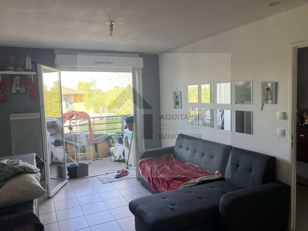 Appartement à AMBES