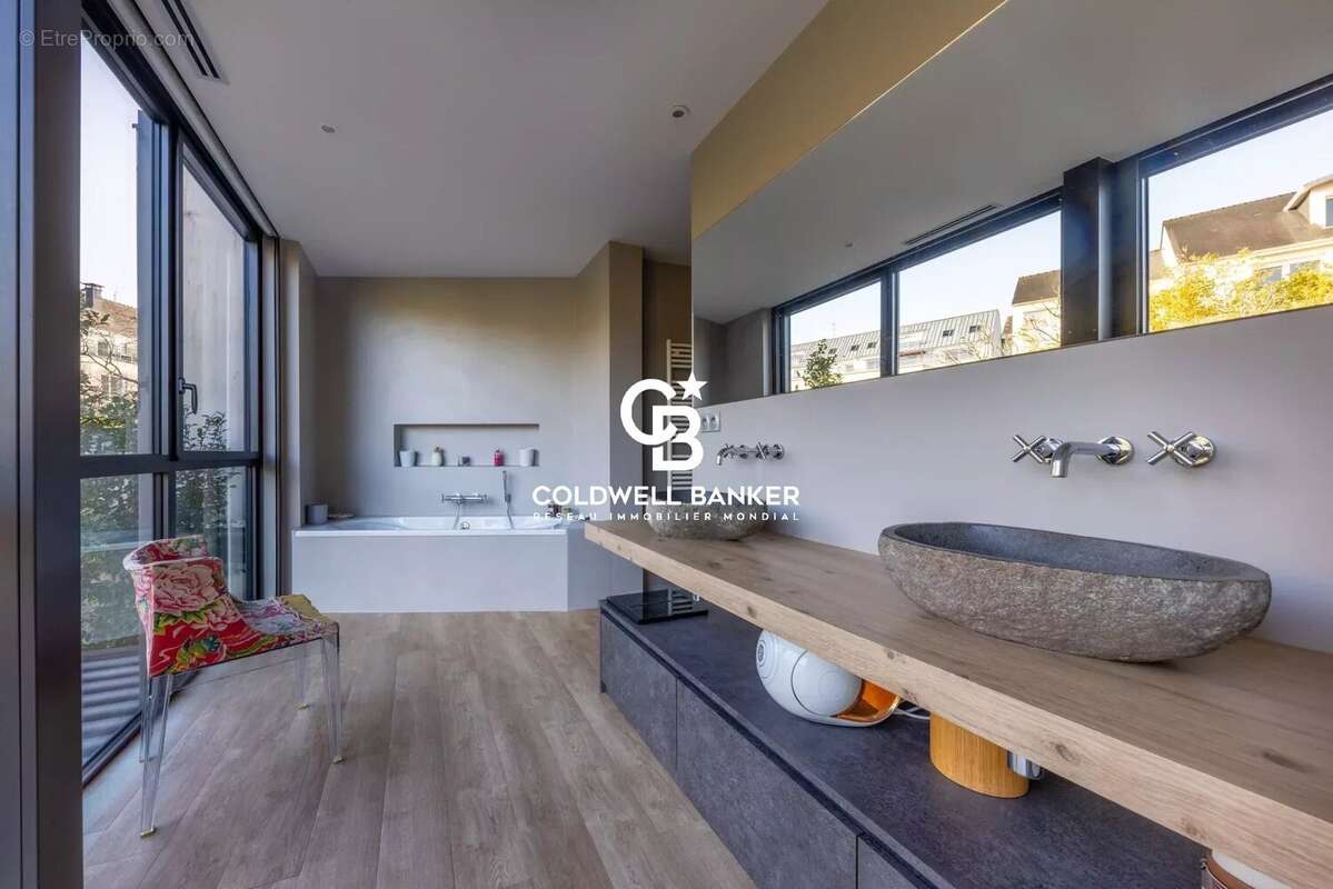 Nantes centre - maison contemporaine 283 m² - photo 22