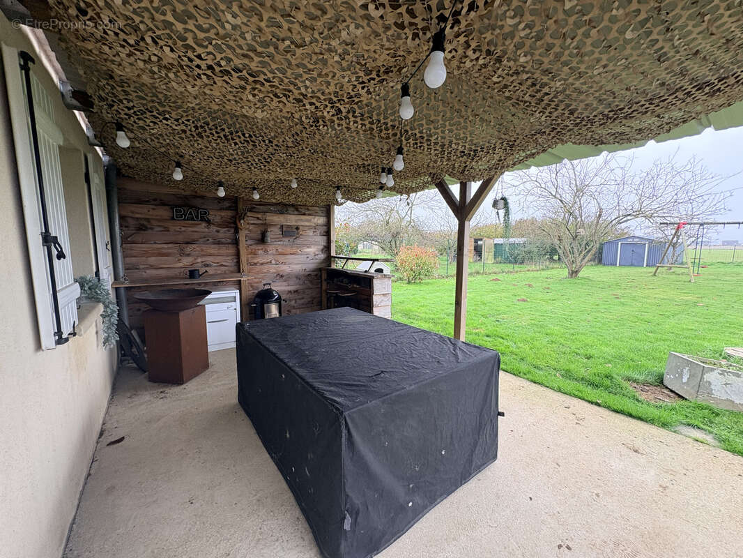 Maison à MARCHEVILLE