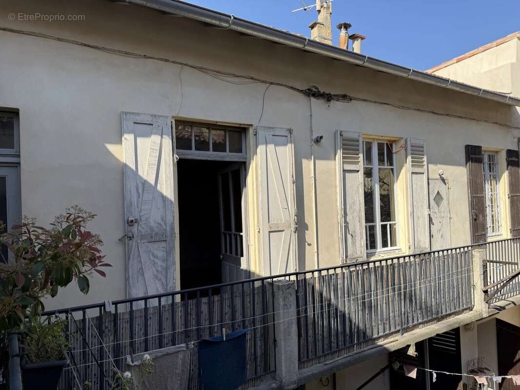 Appartement à ARLES