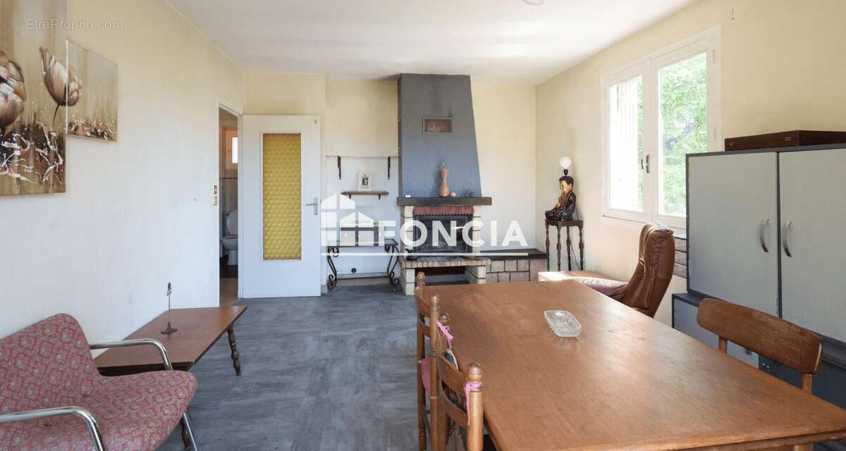 Maison à GUILHERAND-GRANGES