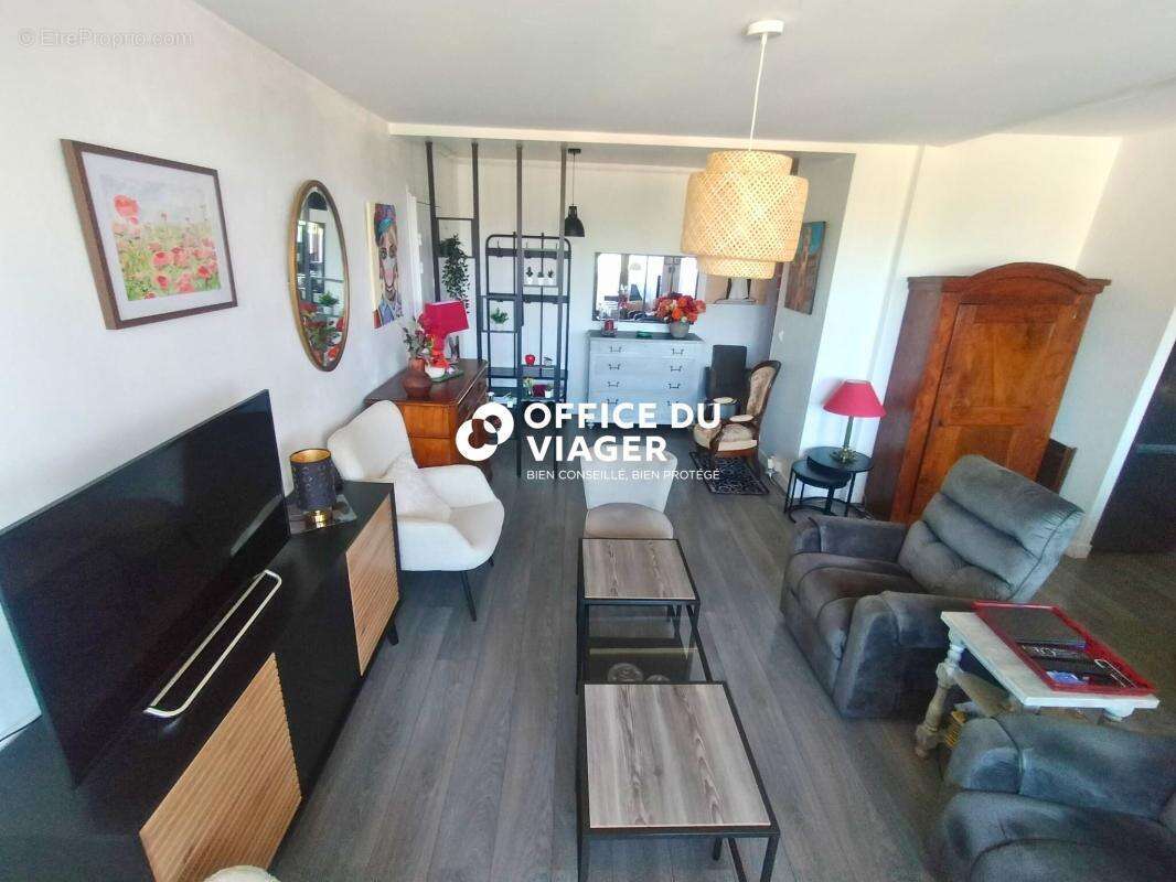 Appartement - 2 pièces - 52,35 m² - photo 2