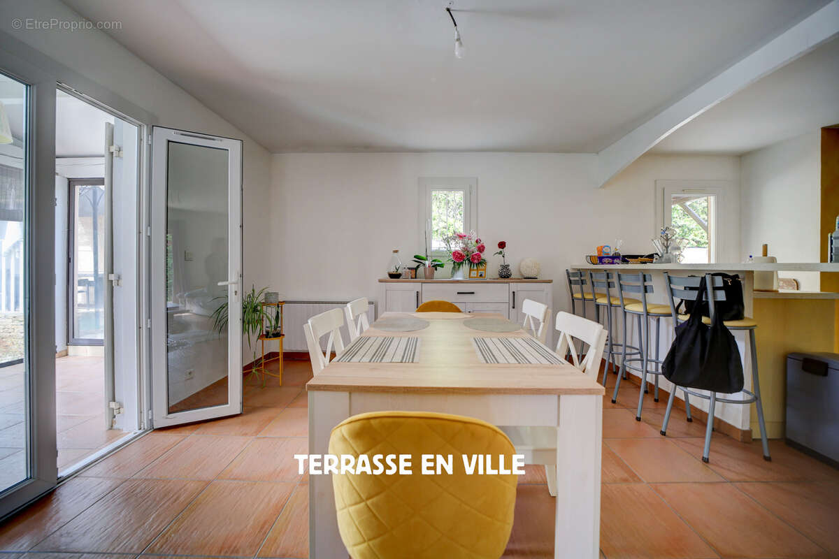 Maison à ROQUEFORT-LA-BEDOULE