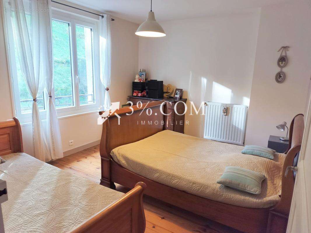 Maison à LE CHEYLARD