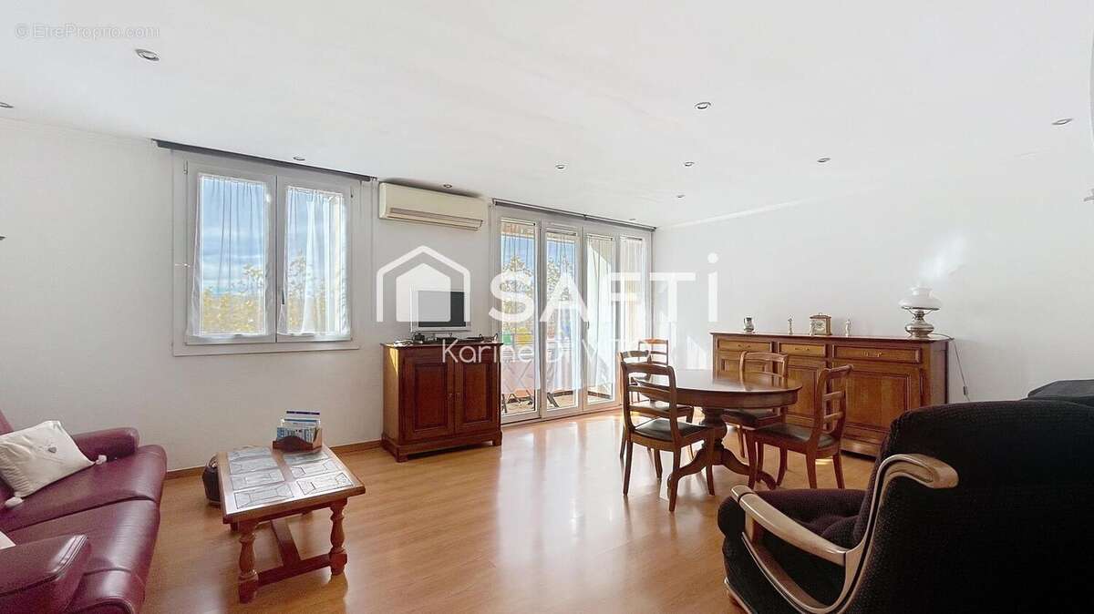 Photo 2 - Appartement à SAINT-RAPHAEL