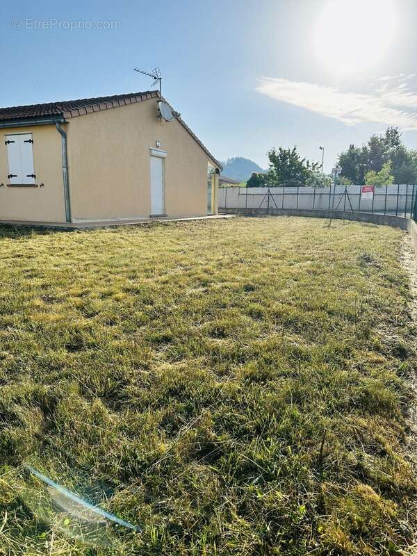 Maison 75 m² à Laragne-Monteglin  - photo 2
