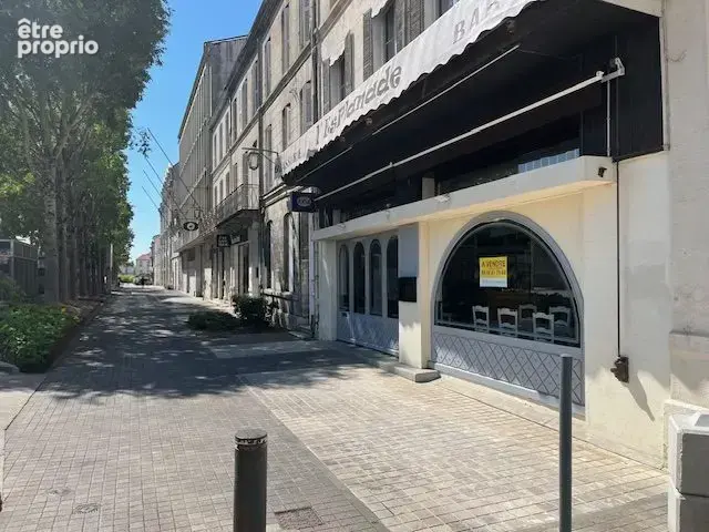 290 m² à Angouleme  - photo 4