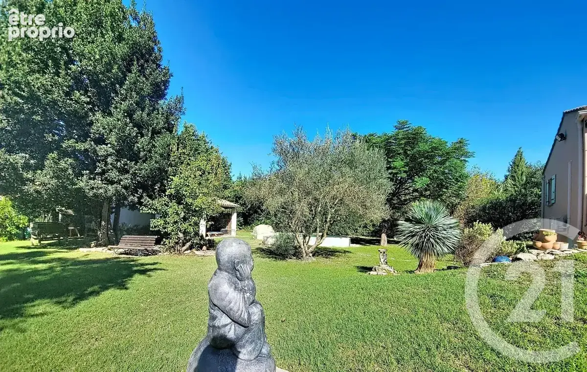 Maison 8 pièces 175 m² à vendre à Avignon (84000) - photo 2