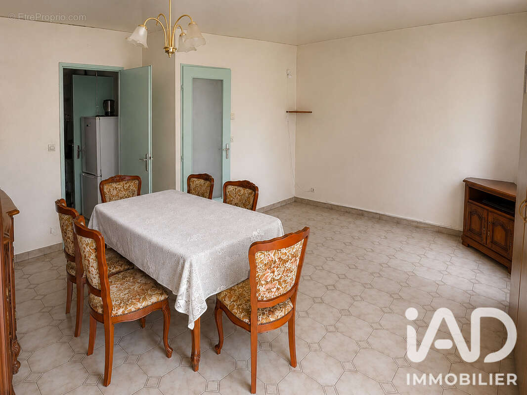 Maison 75 m² à Goussainville  - photo 5