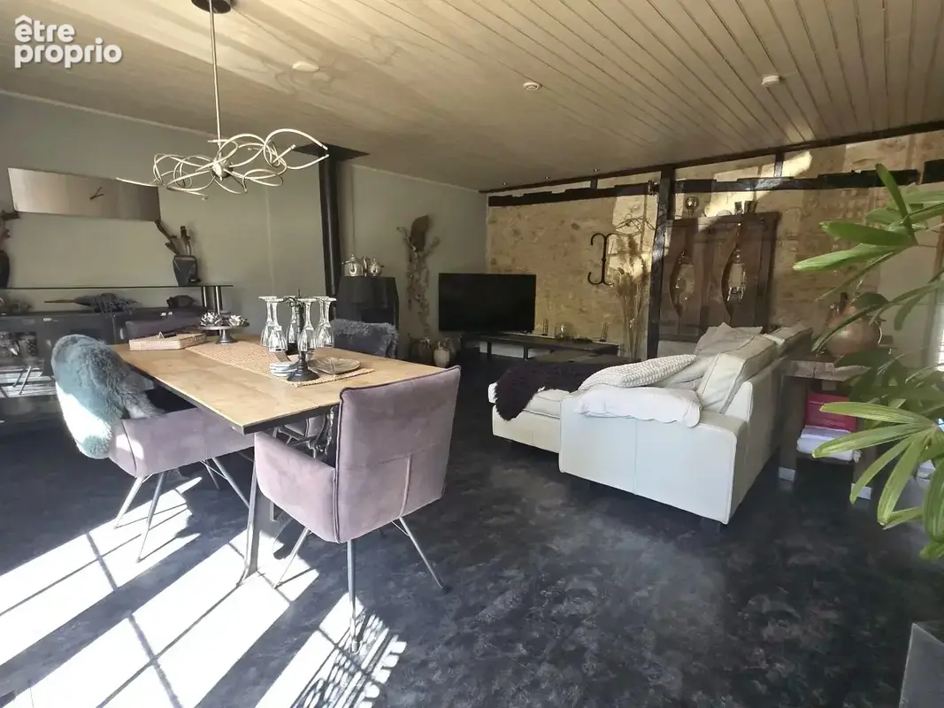 Maison en pierres en harmonie avec son jardin! - photo 11