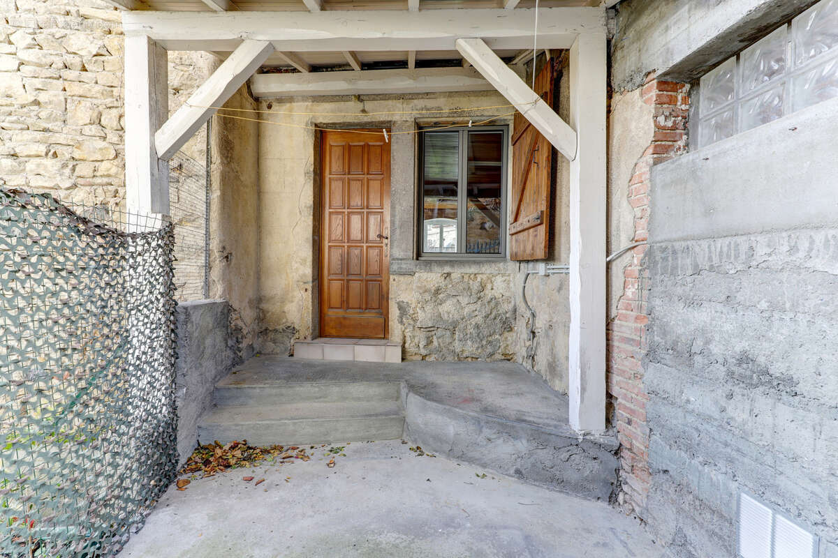 Maison à CHANONAT