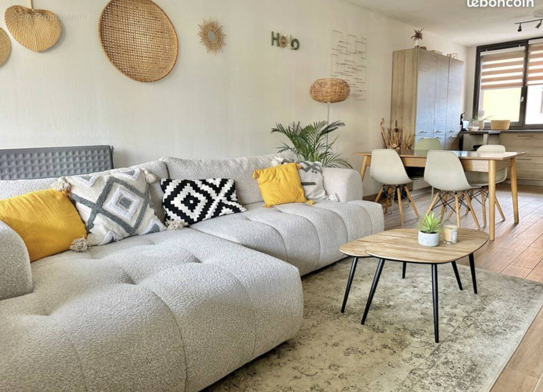 Appartement à HYERES