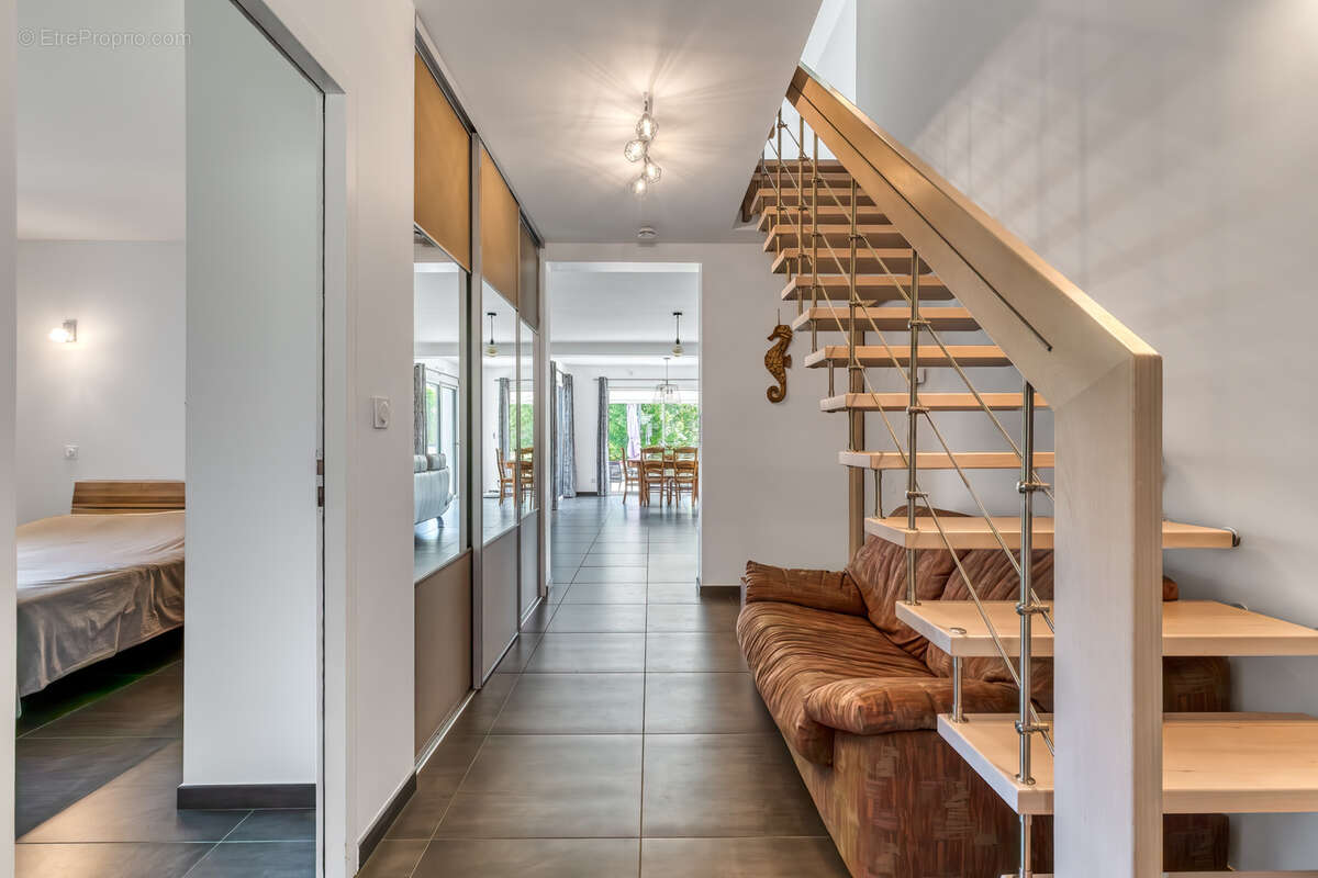 Maison à CHINDRIEUX