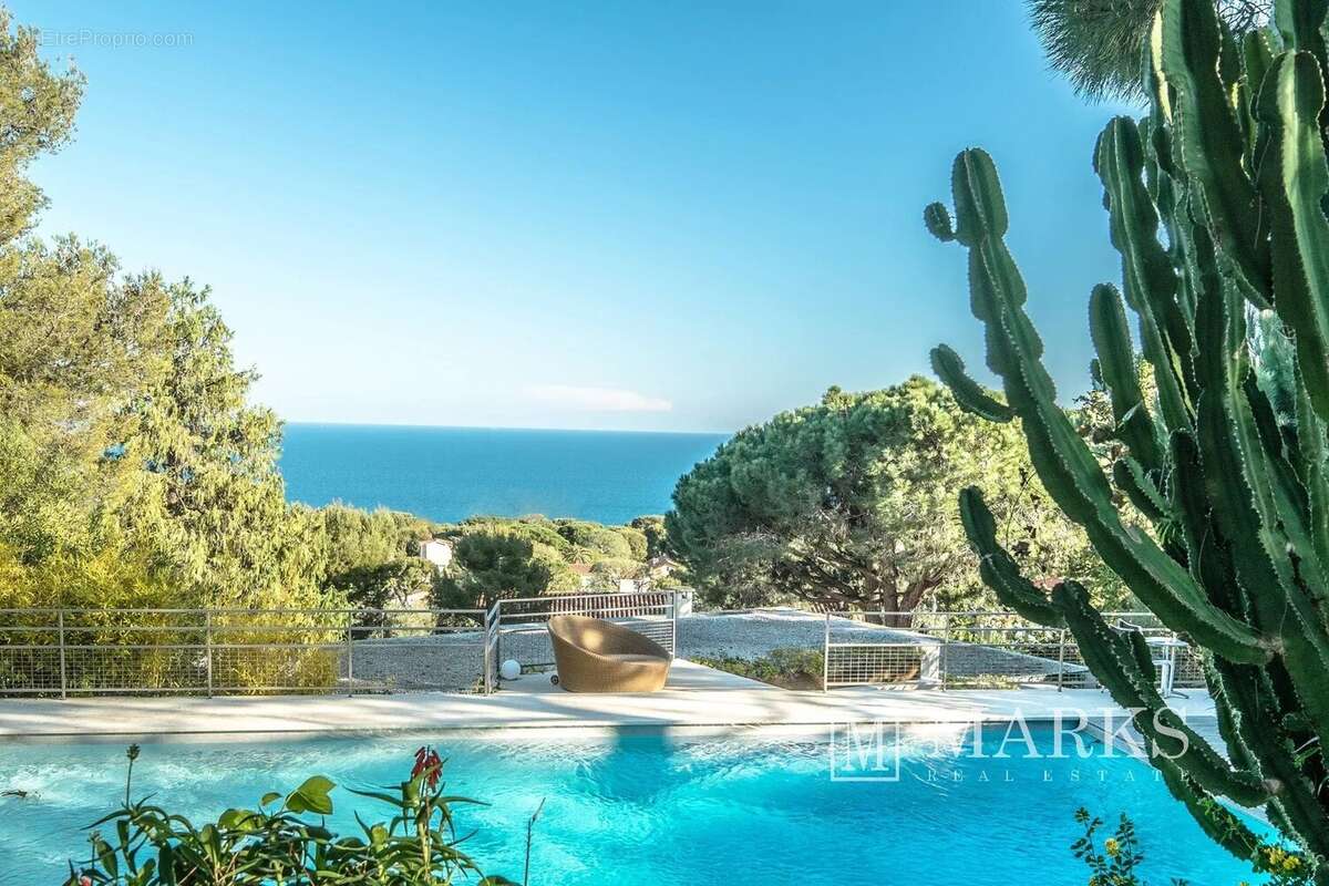 Villa contemporaine avec vue mer - photo 2