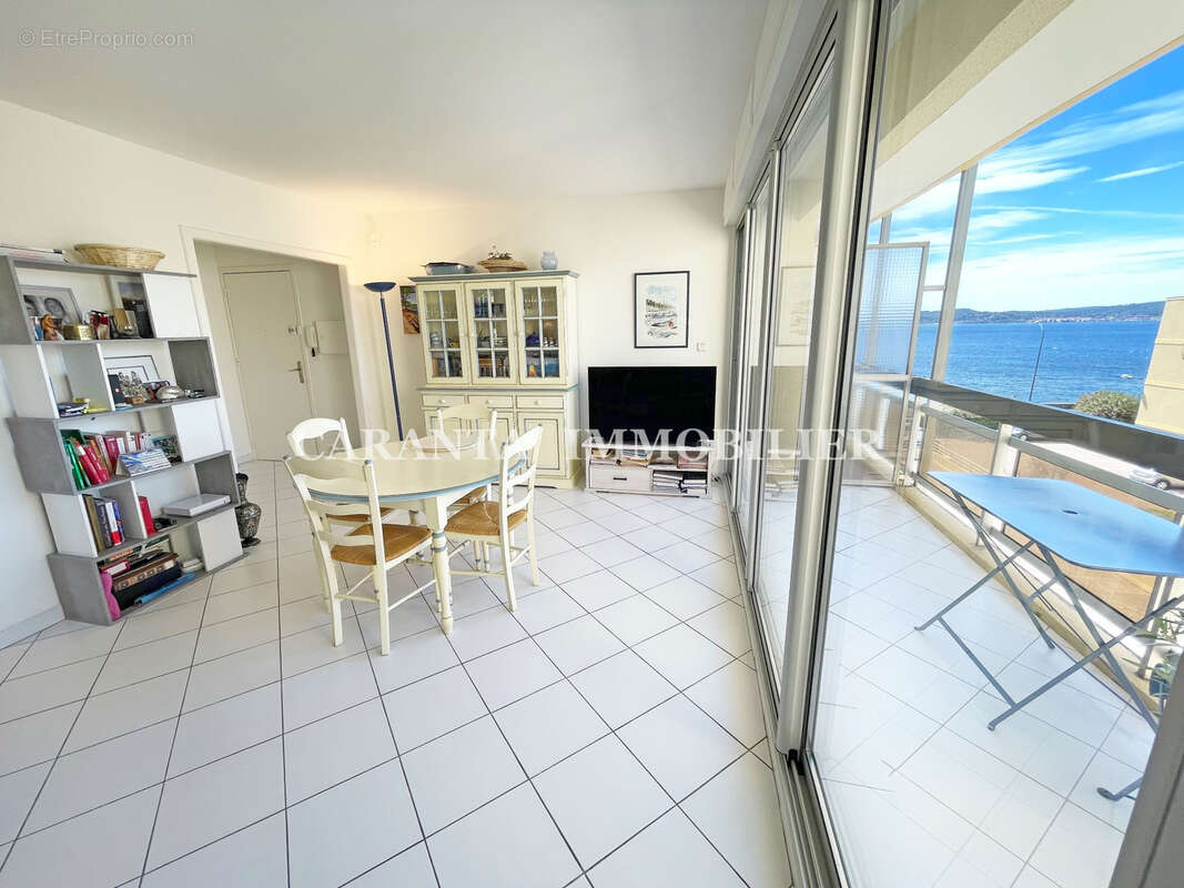 Vente appartement 3 pièces Sainte-Maxime Centre ville Vue Mer dernier étage - photo 5