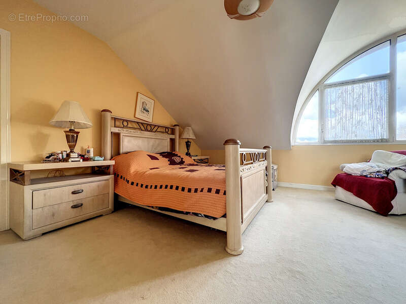 Appartement à PREVESSIN-MOENS
