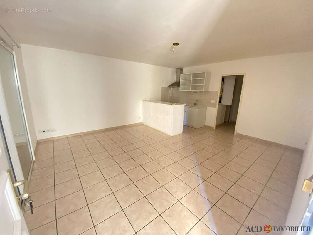 Appartement à SALON-DE-PROVENCE