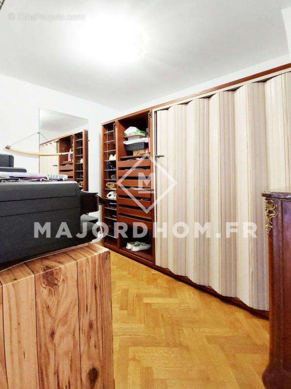 Appartement à MARSEILLE-6E