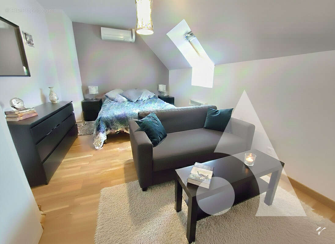 Maison à NANTEUIL-LE-HAUDOUIN