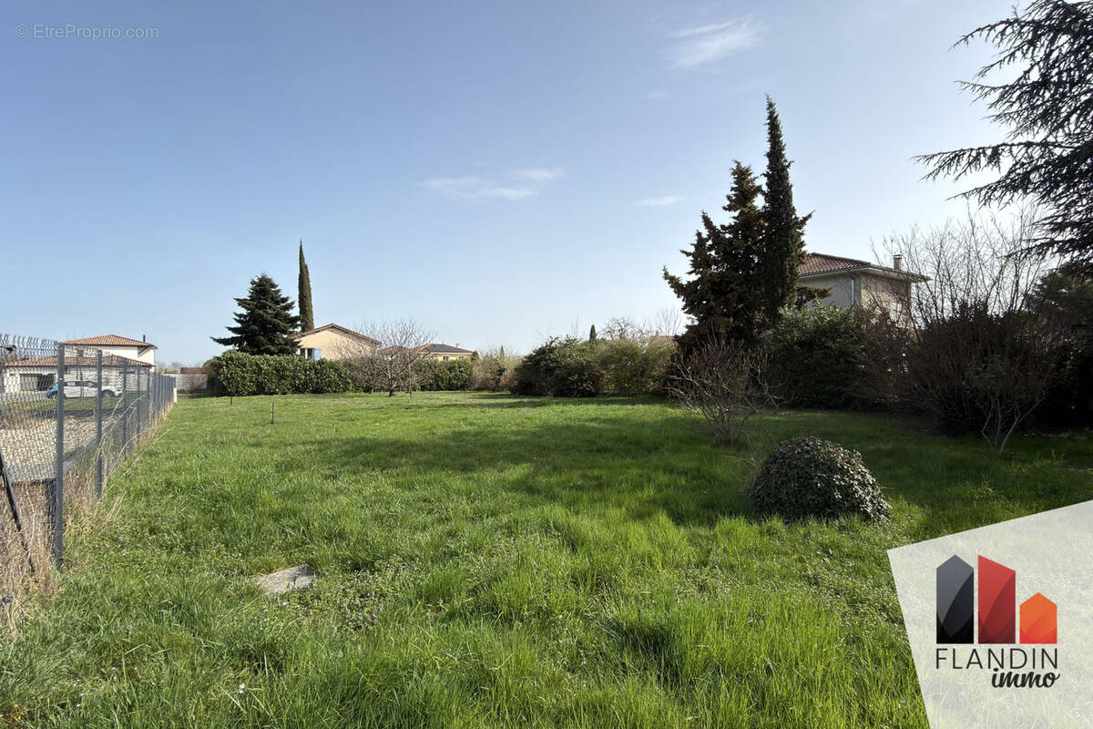 Terrain à VERNAISON