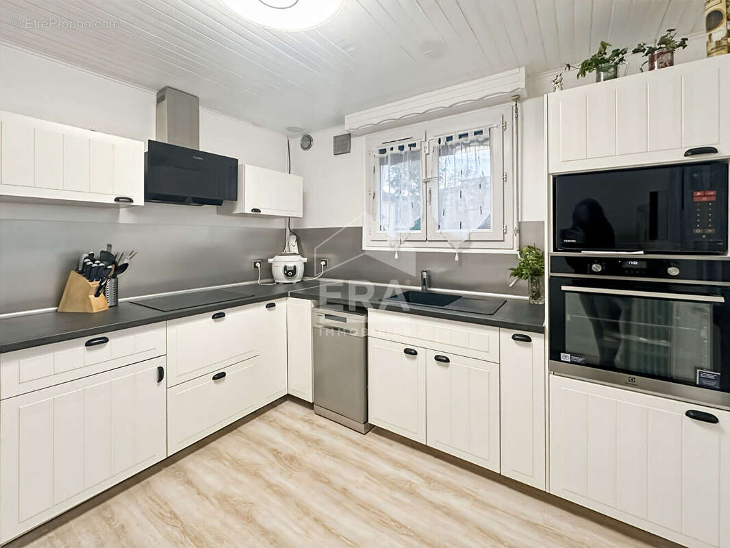 Maison à SAINT-FARGEAU-PONTHIERRY