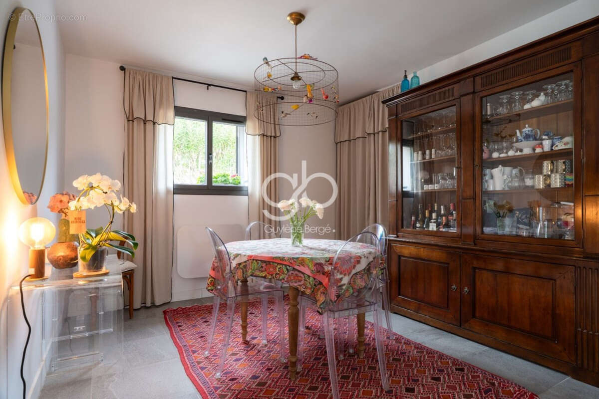 Maison à MEZE
