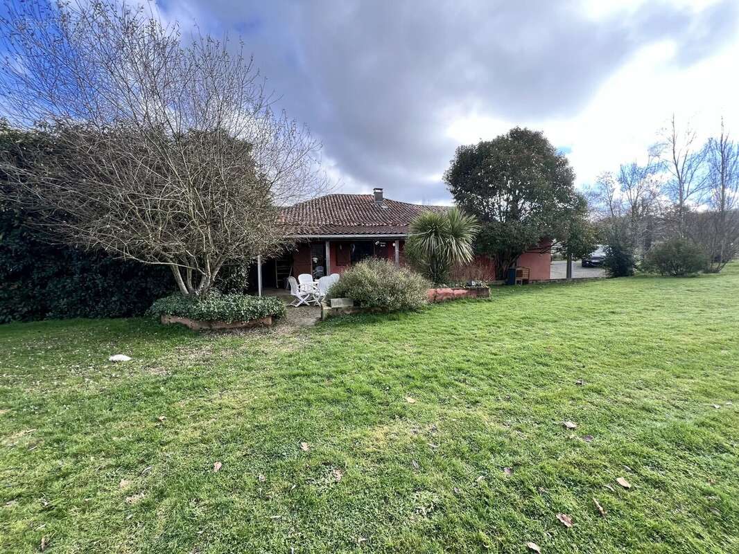 Maison à BOULOGNE-SUR-GESSE