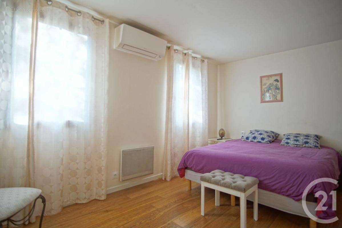 Maison à BONNEUIL-SUR-MARNE