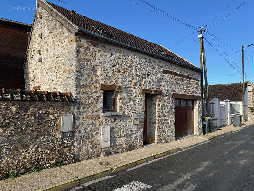 Maison à HERICY