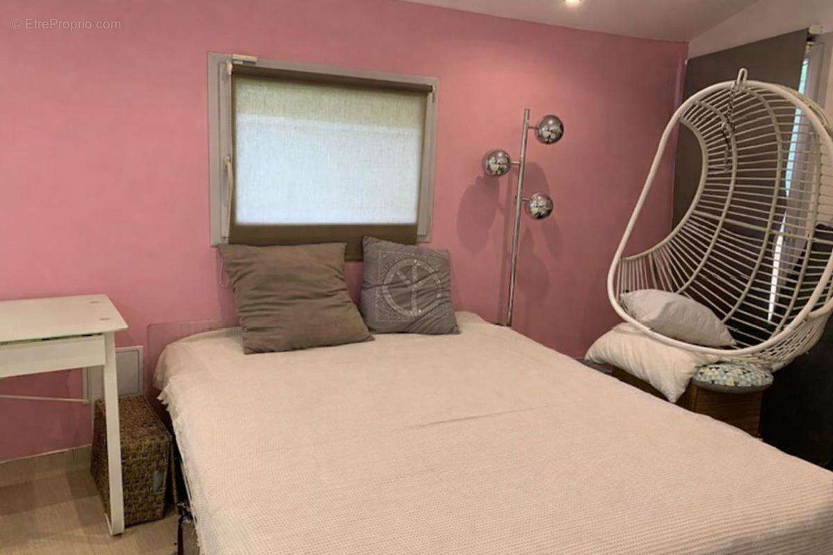 Maison à SAINTE-FOY-LES-LYON