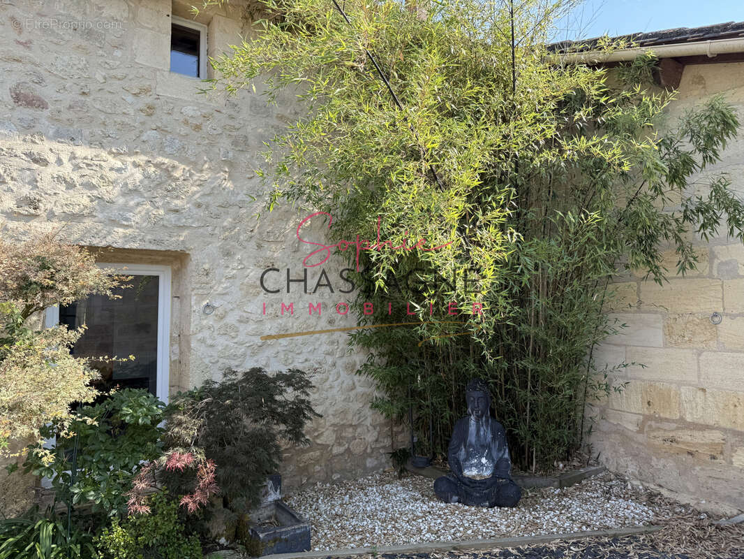 Maison à SAINT-EMILION