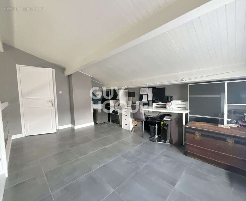 Maison à VILLENEUVE-TOLOSANE