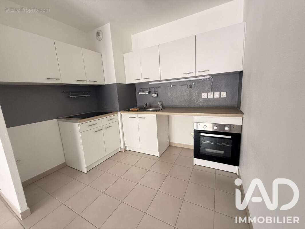 Photo 3 - Appartement à CARROS
