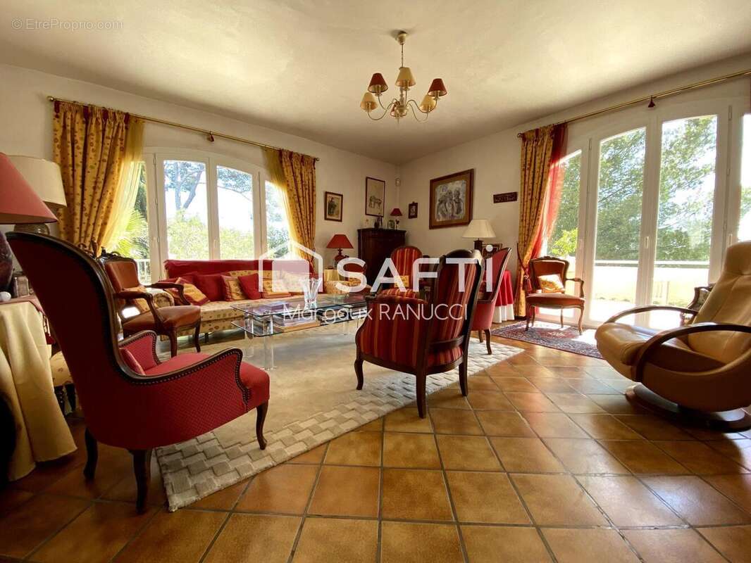 Photo 5 - Maison à SIX-FOURS-LES-PLAGES