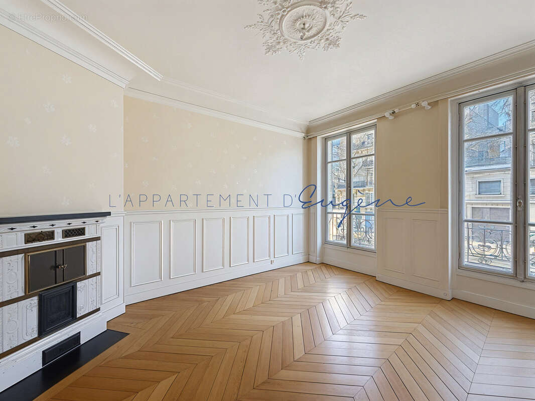 Appartement à PARIS-15E