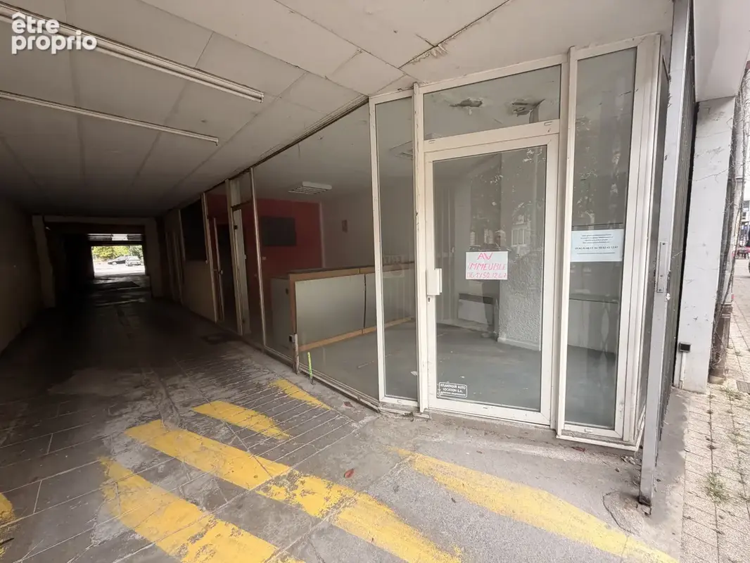 Vente plusieurs lots dans un immeuble - photo 33