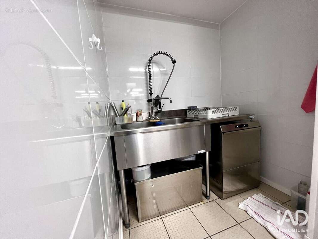 Photo 4 - Commerce à COMPIEGNE