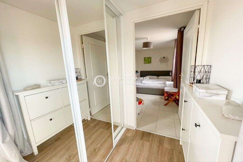 Appartement à GRIMAUD