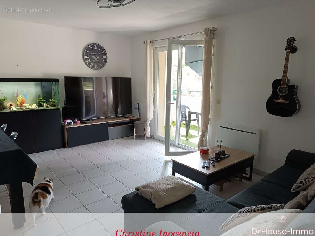Appartement à SAINT-YZAN-DE-SOUDIAC