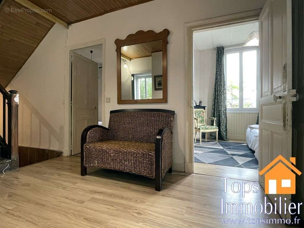 Maison à VILLEFRANCHE-DE-ROUERGUE