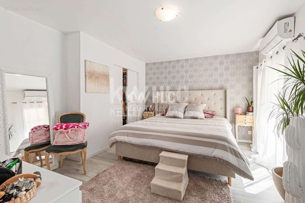 Maison 193 m² à Cagnes-Sur-Mer  - photo 6