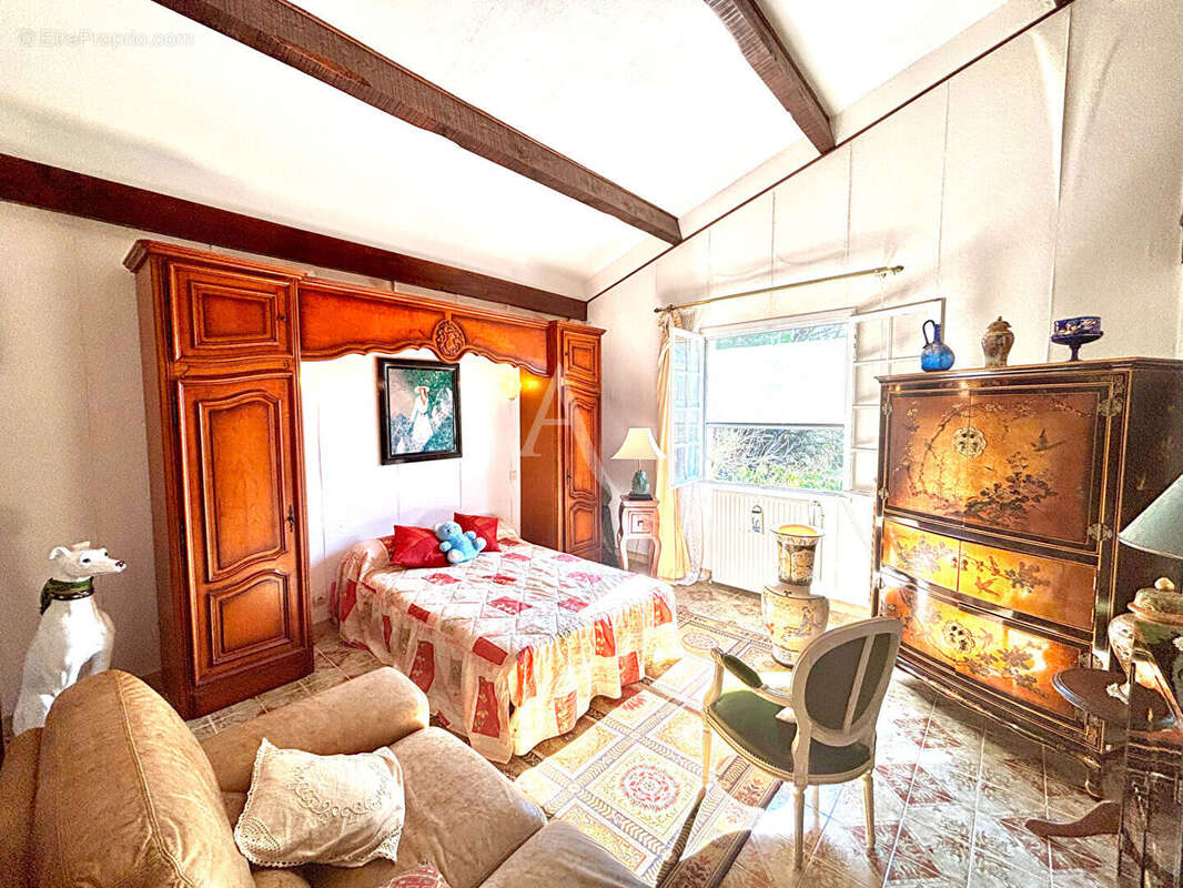 Maison à VILLEVEYRAC